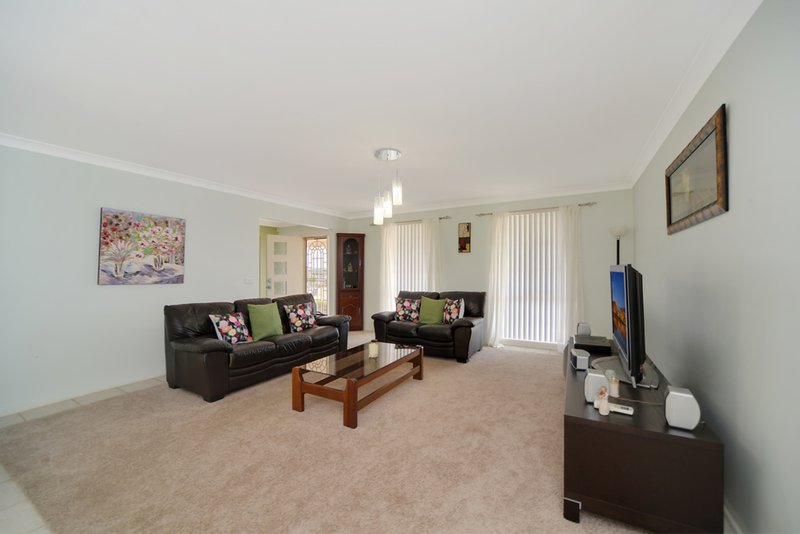 Photo - 29 Braeside Crescent, Glen Alpine NSW 2560 - Image 6