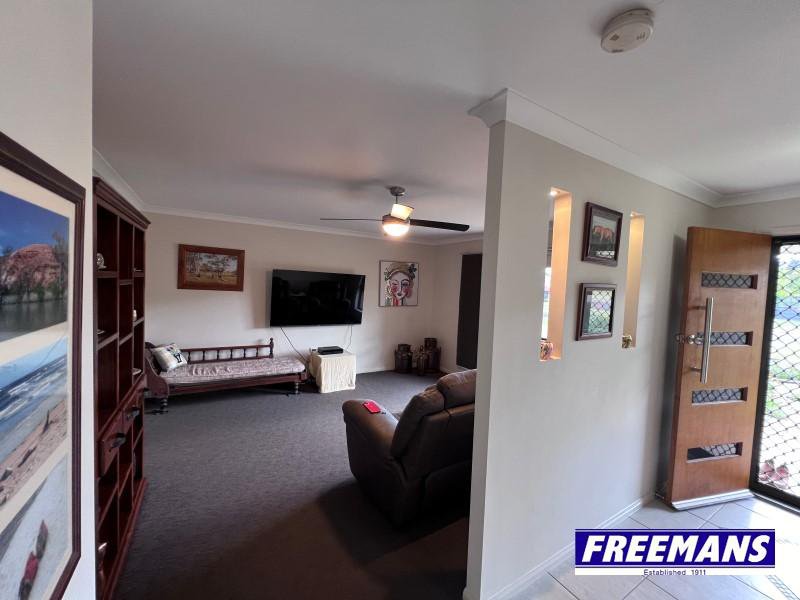 Photo - 29 Bridgeman Parade, Kingaroy QLD 4610 - Image 8