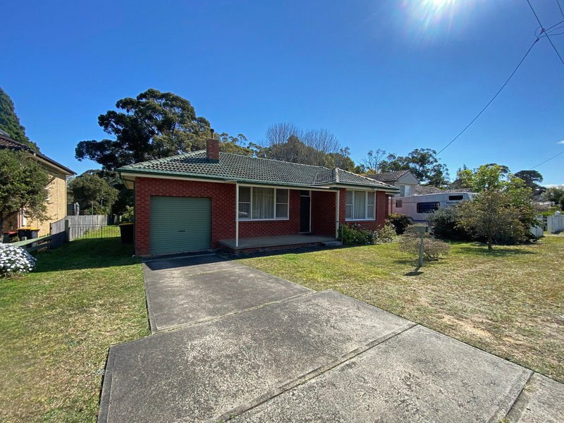 29 Brinawarr Street, Bomaderry NSW 2541