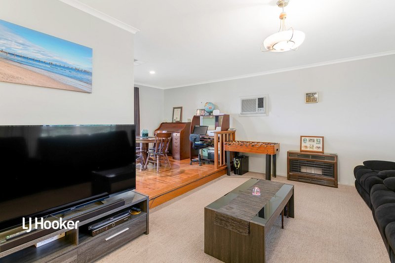 Photo - 29 Brooker Drive, Hillbank SA 5112 - Image 11