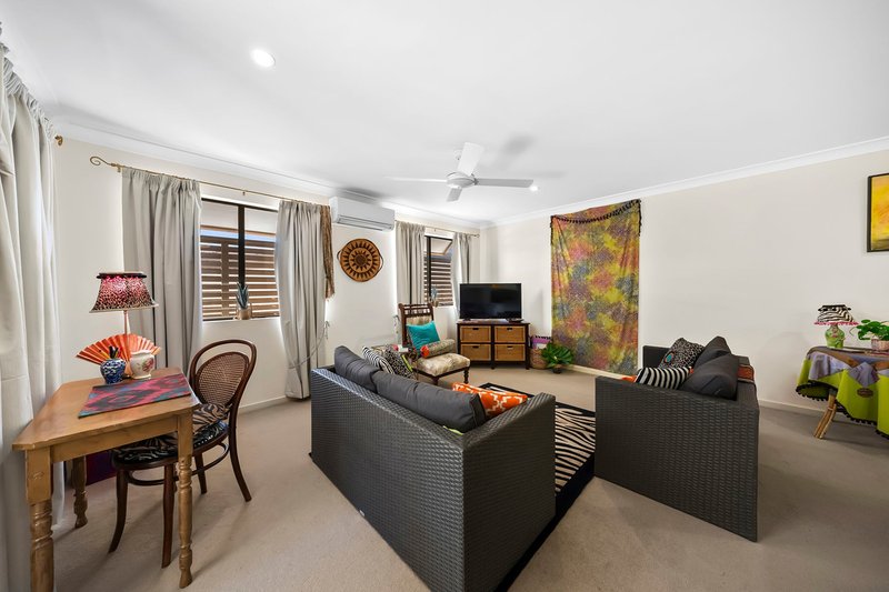 Photo - 2/9 Bruce Street, Chermside QLD 4032 - Image 4