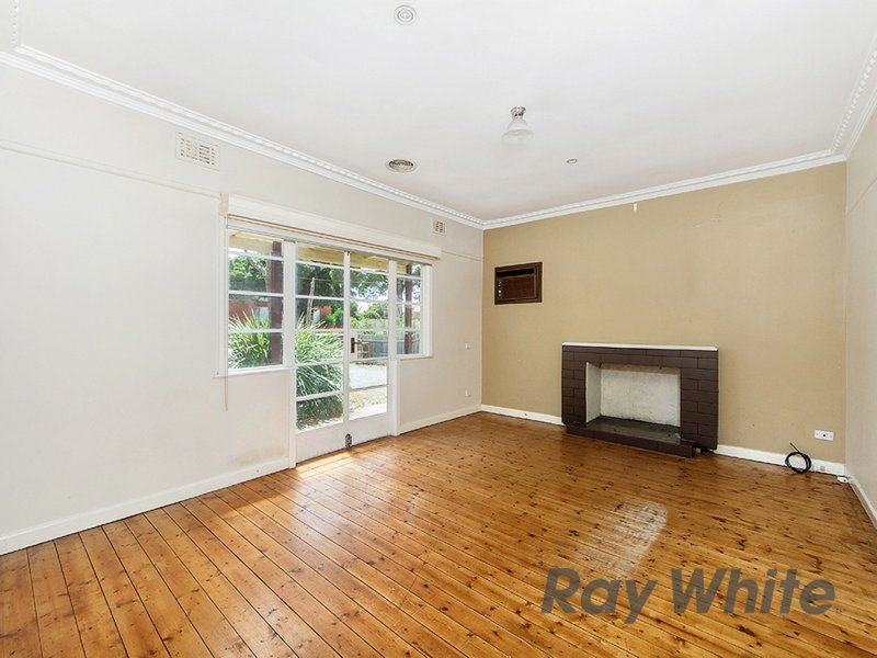 Photo - 29 Buckley Avenue, Sunshine North VIC 3020 - Image 2