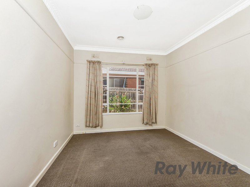 Photo - 29 Buckley Avenue, Sunshine North VIC 3020 - Image 5