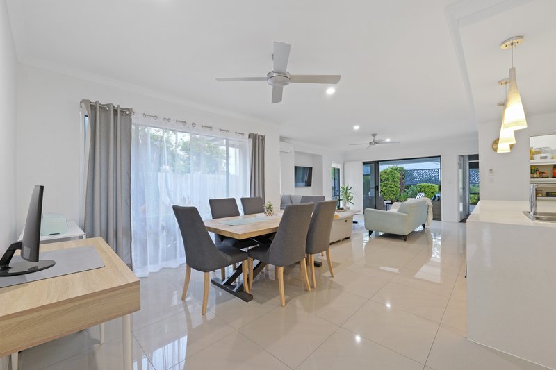 Photo - 29 Budgerigar Street, Upper Kedron QLD 4055 - Image 4