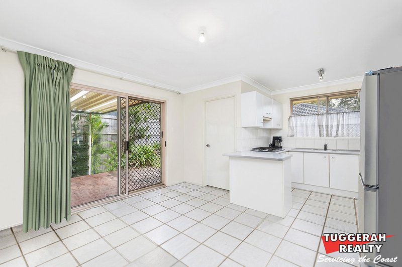 Photo - 29 Burbank Drive, Tuggerah NSW 2259 - Image 3