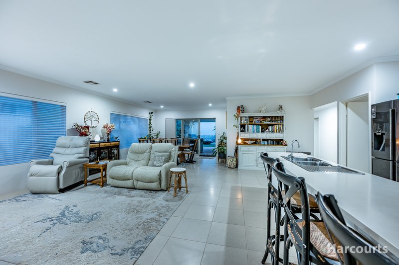 Photo - 29 Burleigh Drive, Burns Beach WA 6028 - Image 7