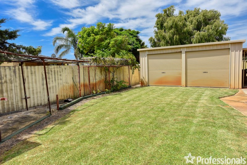 Photo - 29 Burnside Way, Waikiki WA 6169 - Image 23