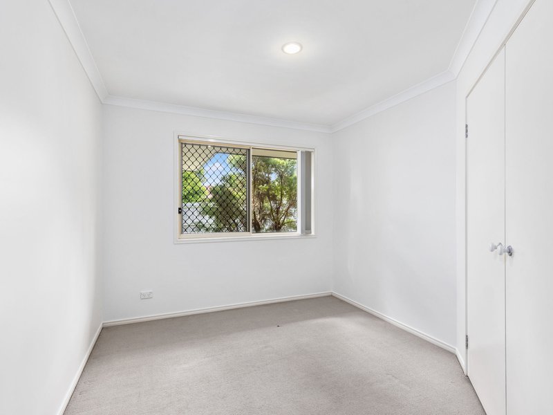 Photo - 29 Burswood Close, Wulkuraka QLD 4305 - Image 7