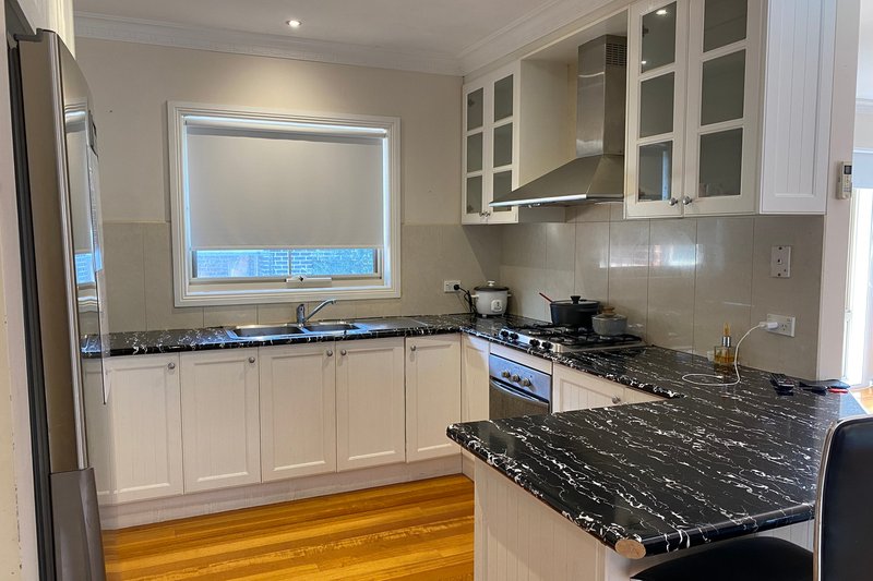 Photo - 2/9 Butler Street, Eumemmerring VIC 3177 - Image 3