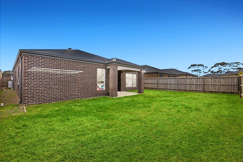 Photo - 29 Buttermint Crescent, Manor Lakes VIC 3024 - Image 23