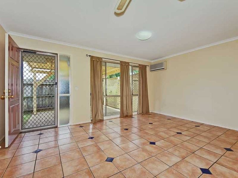 Photo - 29 Cabot Court, Merrimac QLD 4226 - Image 4