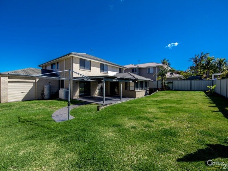 Photo - 29 Camberwarra Drive, Belmont North NSW 2280 - Image 4