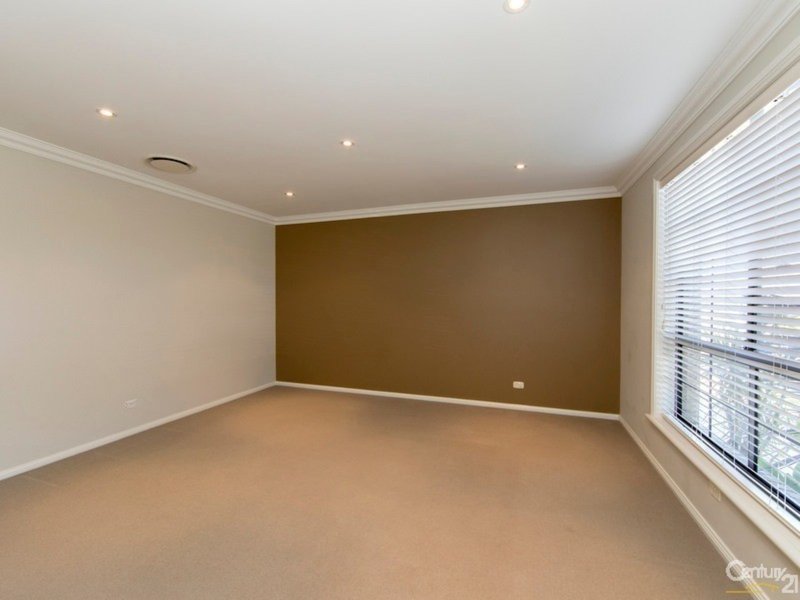 Photo - 29 Camberwarra Drive, Belmont North NSW 2280 - Image 5