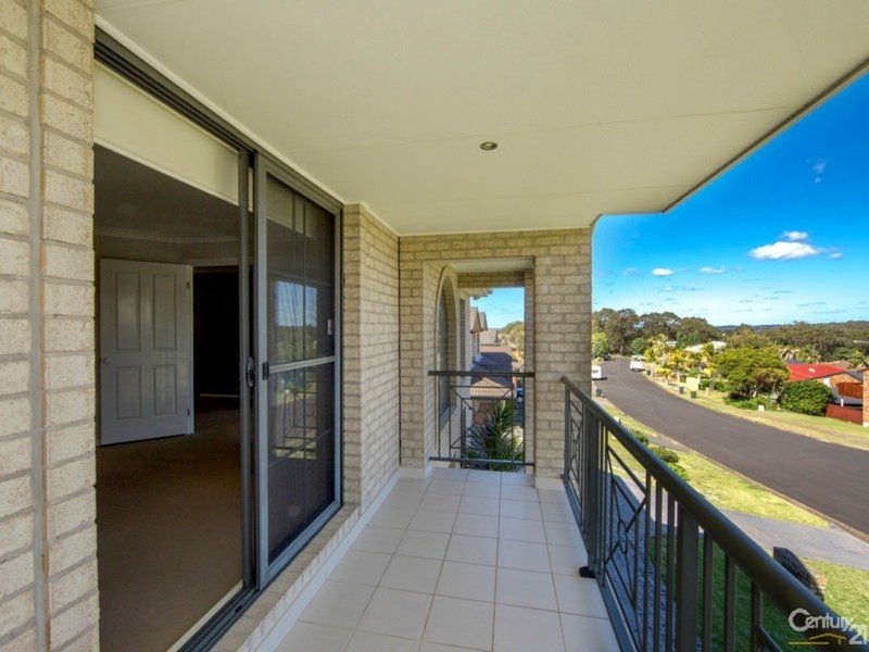 Photo - 29 Camberwarra Drive, Belmont North NSW 2280 - Image 18