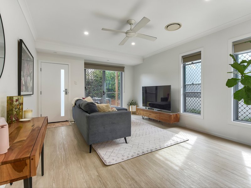 Photo - 29 Cameron Street, Nundah QLD 4012 - Image 6