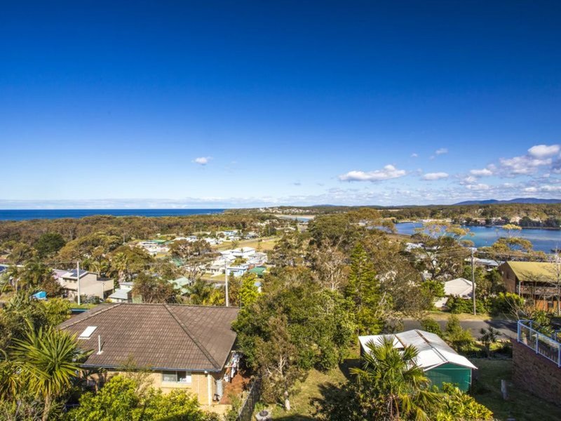 29 Canberra Crescent, Burrill Lake NSW 2539