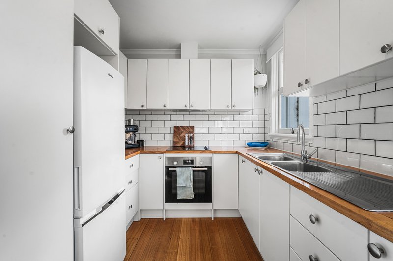 Photo - 29 Carawa Street, Mornington TAS 7018 - Image 7