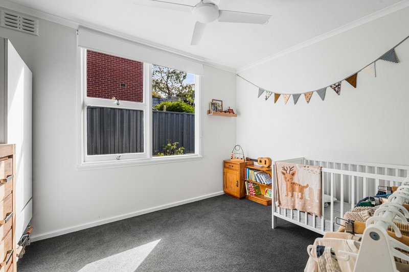 Photo - 29 Carawa Street, Mornington TAS 7018 - Image 10