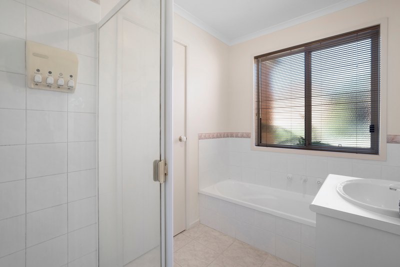 Photo - 29 Carmel Avenue, Ferntree Gully VIC 3156 - Image 7