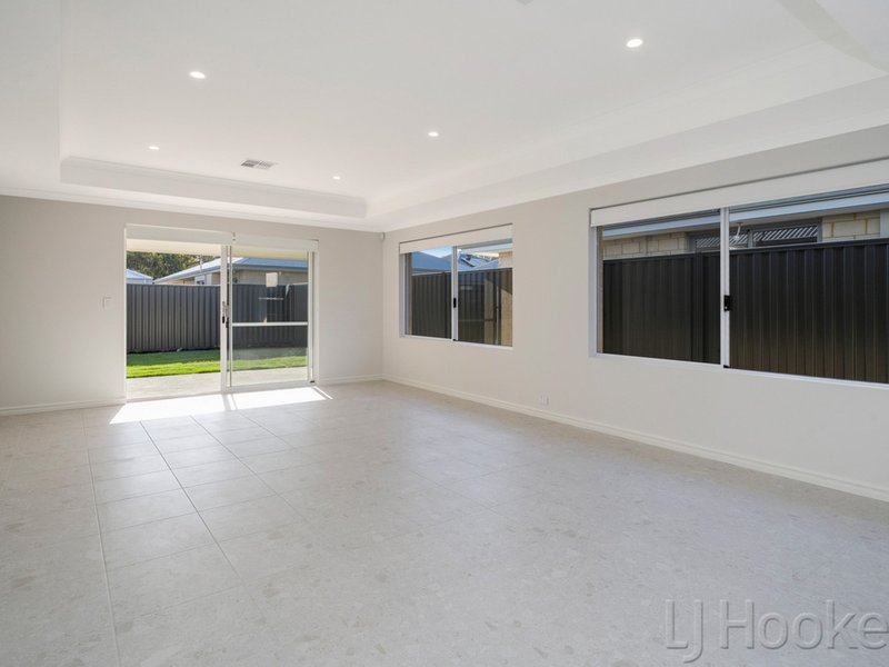 Photo - 29 Carrington Road, Henley Brook WA 6055 - Image 13