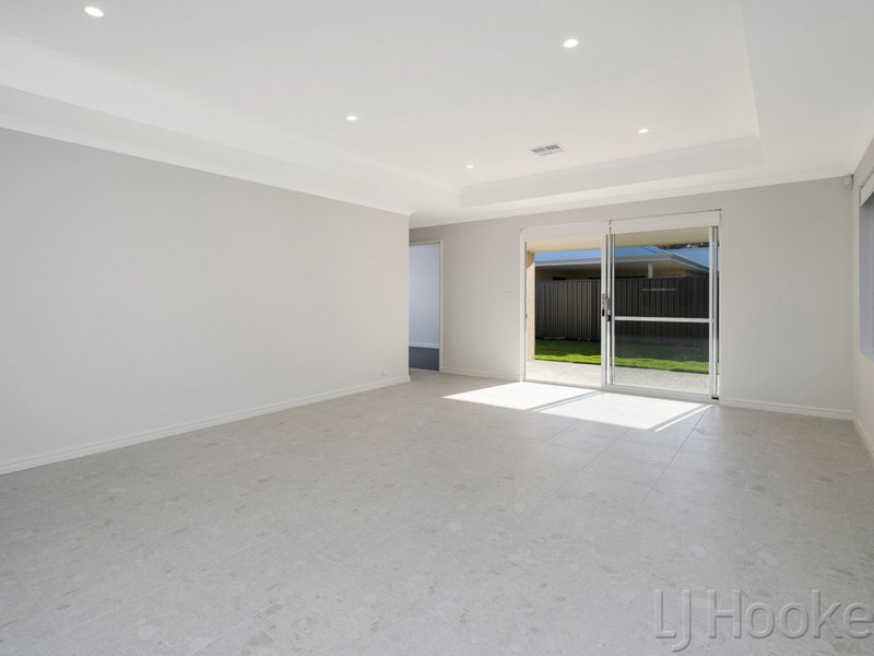 Photo - 29 Carrington Road, Henley Brook WA 6055 - Image 20