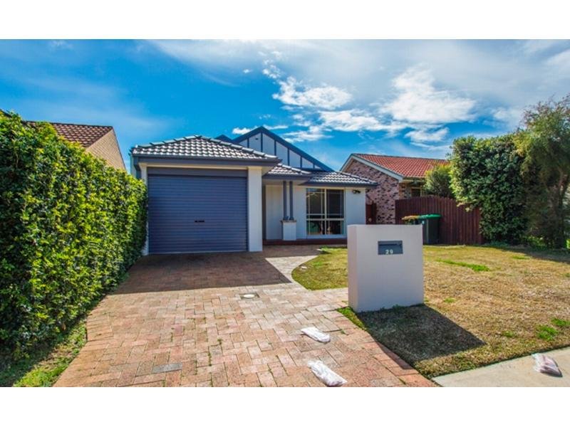 29 Castlerock Court, Wattle Grove NSW 2173