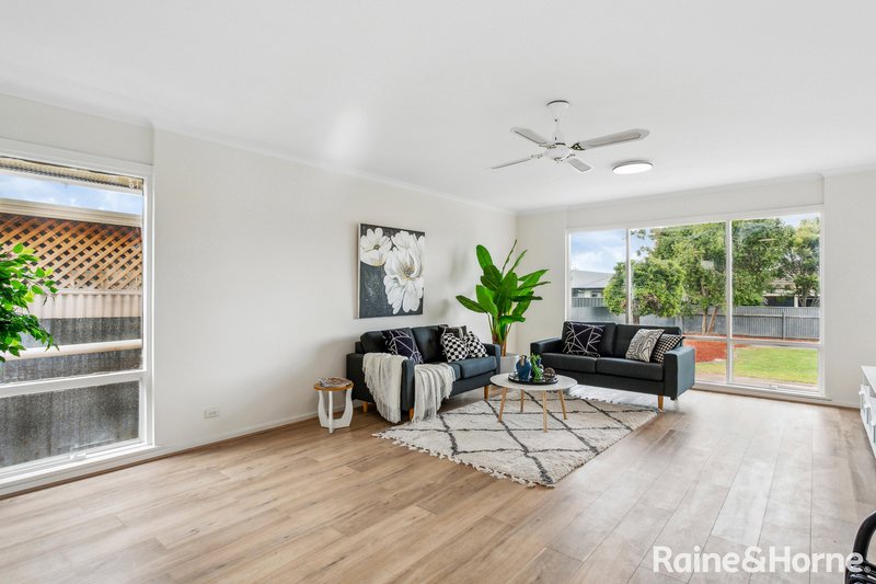 Photo - 29 Celtic Avenue, Clovelly Park SA 5042 - Image 4