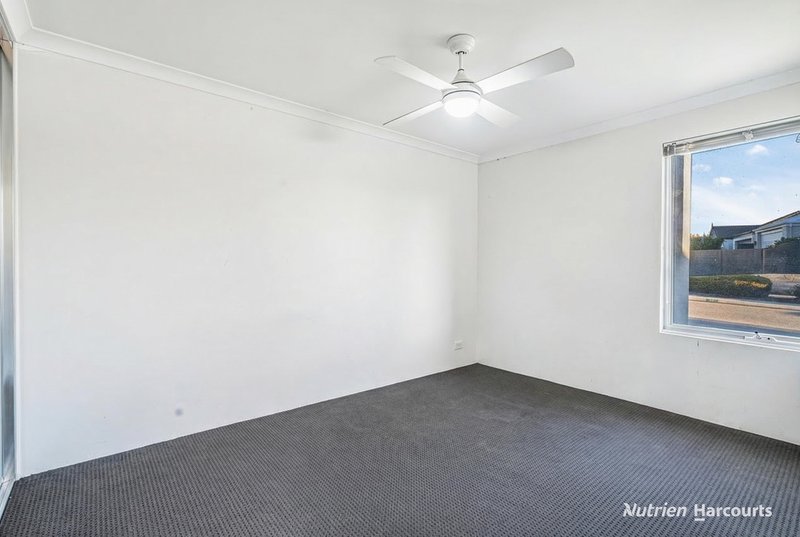 Photo - 29 Chambered Way, Jindalee WA 6036 - Image 8