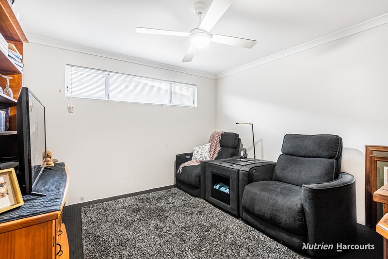 Photo - 29 Chambered Way, Jindalee WA 6036 - Image 11