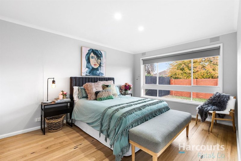 Photo - 29 Chapman Avenue, Thomastown VIC 3074 - Image 6