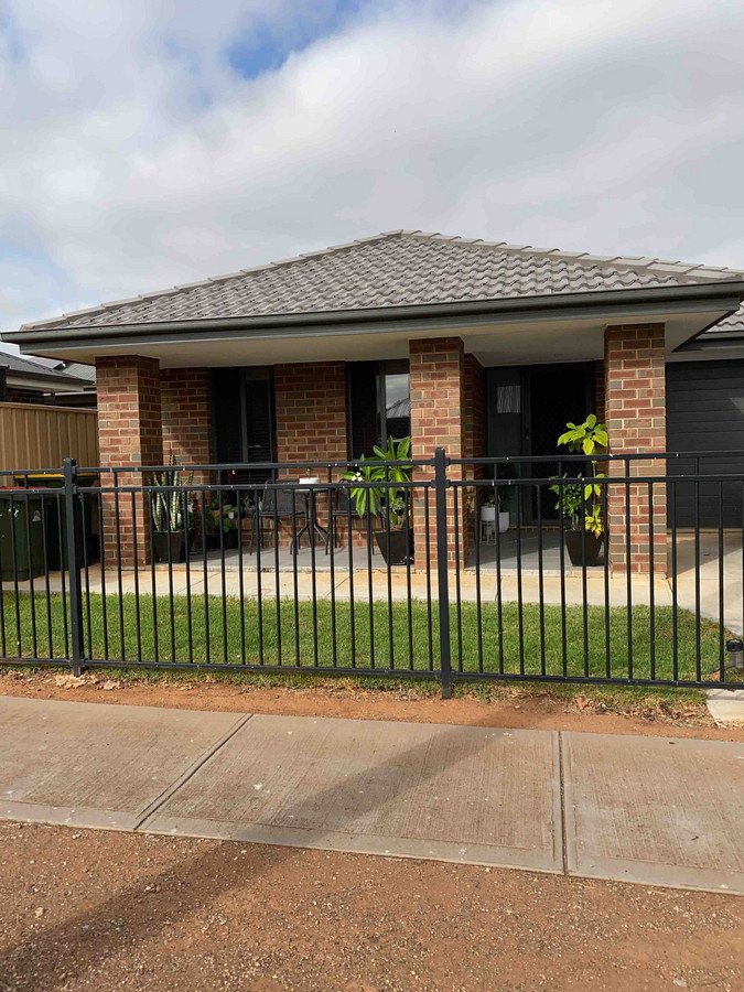 29 Chapman Road, Smithfield Plains SA 5114