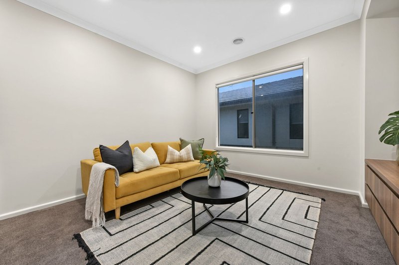 Photo - 29 Chi Avenue, Keysborough VIC 3173 - Image 11