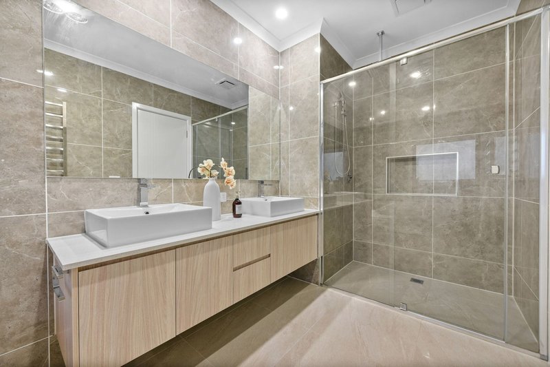 Photo - 29 Chi Avenue, Keysborough VIC 3173 - Image 16