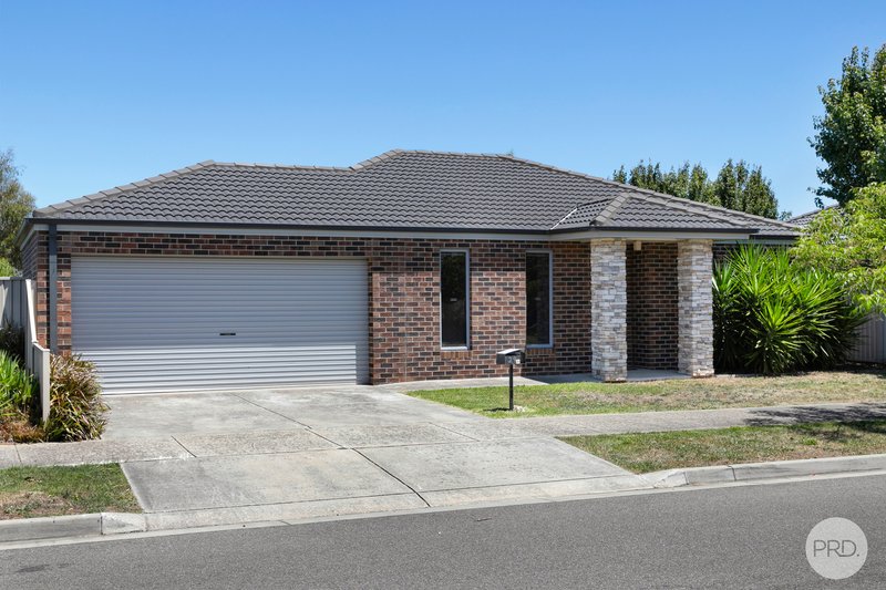 29 Chifley Drive, Delacombe VIC 3356