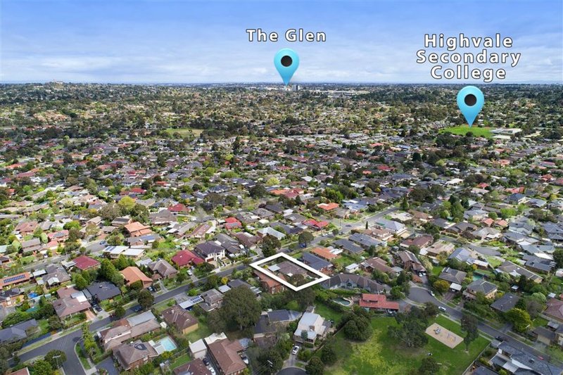 Photo - 29 Chivalry Avenue, Glen Waverley VIC 3150 - Image 6