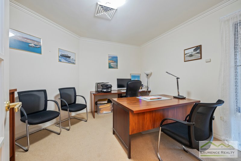 Photo - 29 Clarecastle Retreat, Mindarie WA 6030 - Image 8