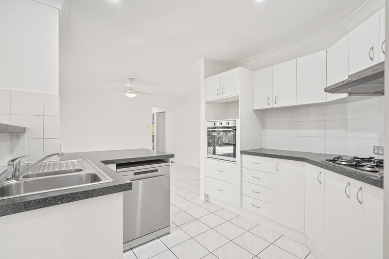 Photo - 29 Cook Street, Forest Lake QLD 4078 - Image 4