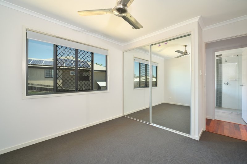 Photo - 29 Coolibah Street, Kin Kora QLD 4680 - Image 13