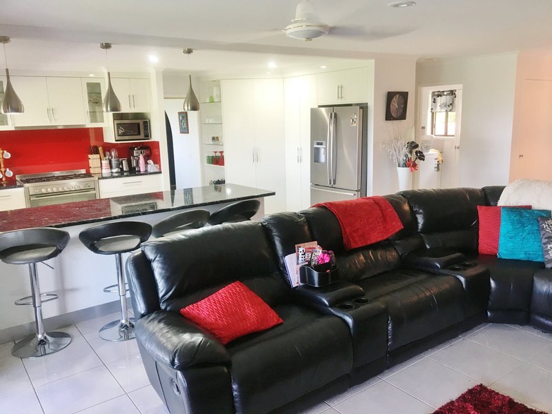 Photo - 29 Coral Street, Kingaroy QLD 4610 - Image 5