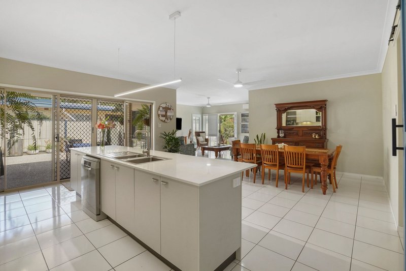 Photo - 29 Cotterill Avenue, Bongaree QLD 4507 - Image 5
