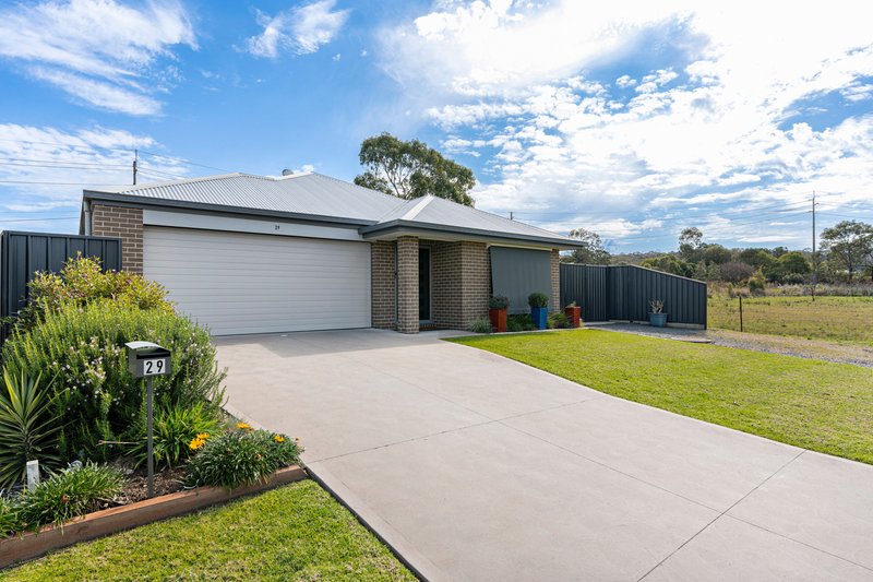 Photo - 29 Crane Street, Hamlyn Terrace NSW 2259 - Image 2