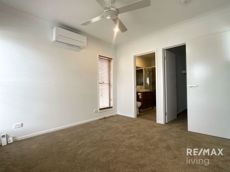 Photo - 29 Crawford Street, Strathpine QLD 4500 - Image 6