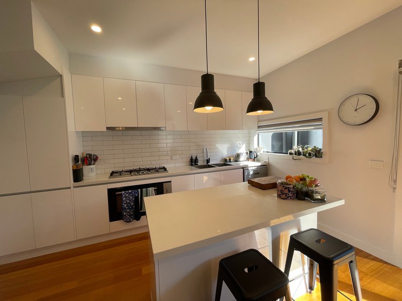 Photo - 2/9 Cresser Street, Altona North VIC 3025 - Image 7