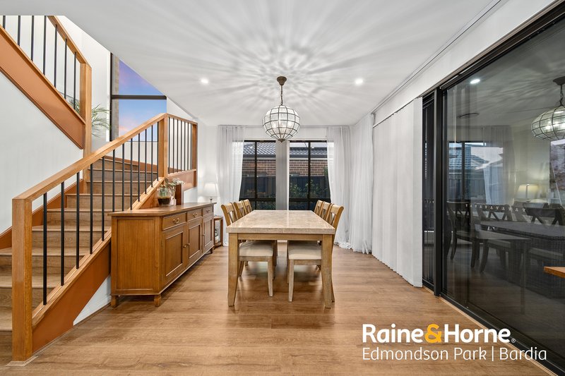 Photo - 29 Crowley Boulevard, Claymore NSW 2559 - Image 2