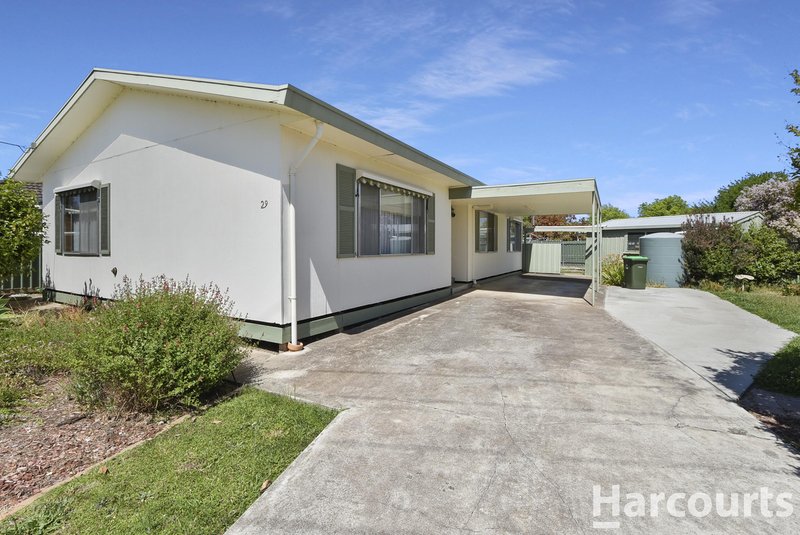 Photo - 29 Culliver Street, Horsham VIC 3400 - Image 2