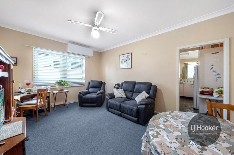 Photo - 29 Cumberland Road, Greystanes NSW 2145 - Image 2