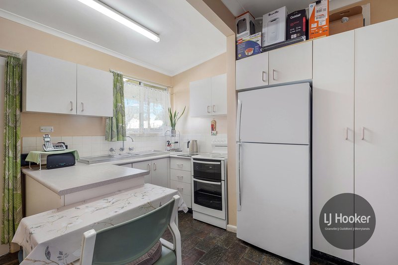 Photo - 29 Cumberland Road, Greystanes NSW 2145 - Image 3