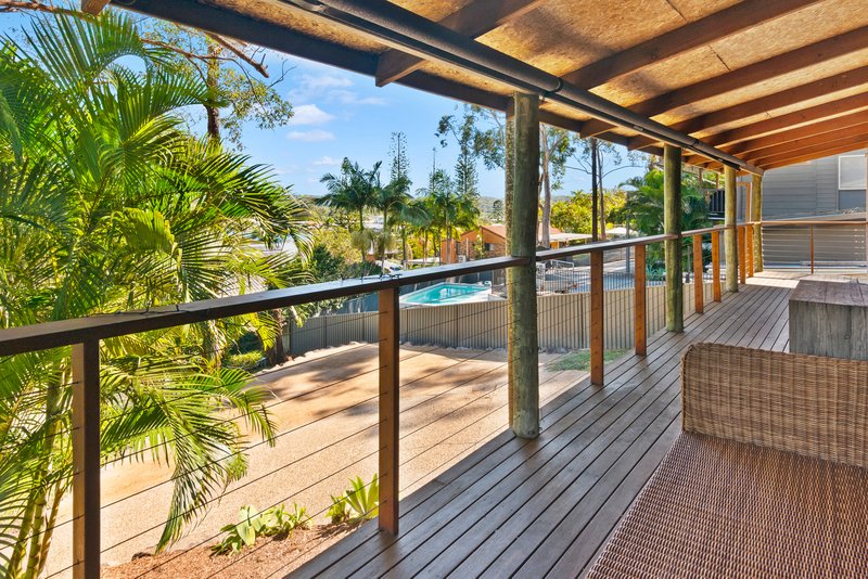 Photo - 29 Currant Street, Elanora QLD 4221 - Image 4