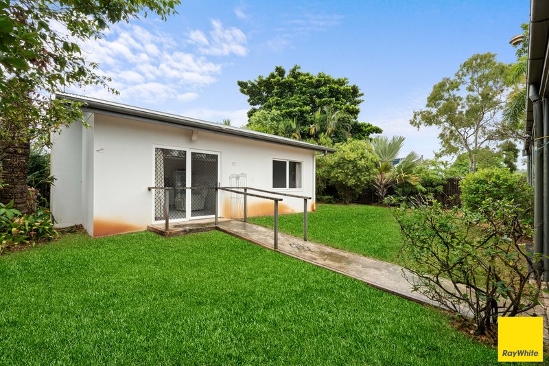 Photo - 29 Curtin Street, Westcourt QLD 4870 - Image 11