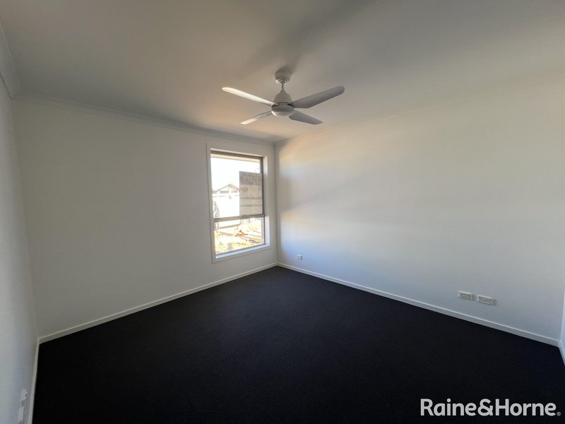Photo - 29 Cyclops Street, Munno Para SA 5115 - Image 2